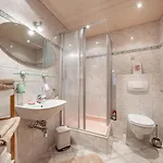 公寓 Zillerstuebchen